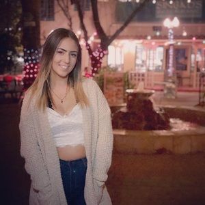 Meet your Posher, Anna